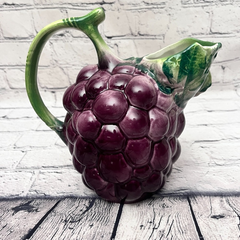 Vintage Paradox HandPainted Ceramic Purple Grape Wine Pitcher Made in Italy 9506